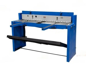 Ножницы гильотинные ножные FABTEC Q01-1.5x1320
