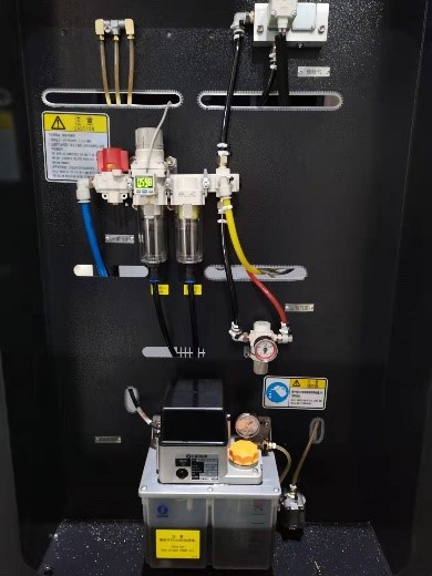 SPITZEN SMC-1360  Пневматическая система SMC  Японская пневматическая система от компании SMC  Обеспечивает бесперебойную подачу и очистку воздуха, продлевает срок службы пневматических компонентов, имеет красивый внешний вид, проста в эксплуатаци...