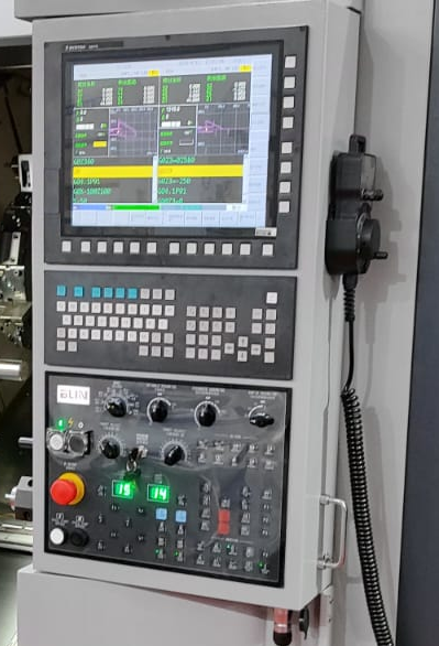 BLIN BL-H60SY2  Централизованная панель управления Централизованная панель управления стойки ЧПУ может поворачиваться на 90 градусов  Панель, оснащенная цветным ЖК-монитором, предоставляет оператору удобства при работе с различными диалоговыми окн...